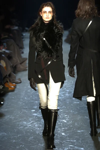 Look 8